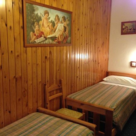 Hotel Cimone Riolunato Værelse billede
